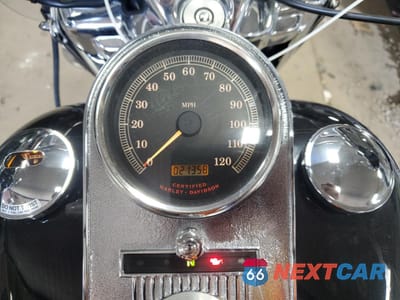 Zdjęcie 7 z 9 samochodu: 2002 HARLEY-DAVIDSON FLHRCI VIN:1HD1FRW102Y631857 - miniatura