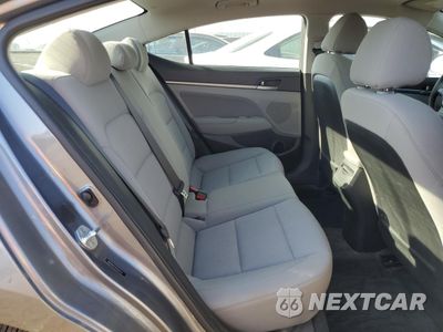 Zdjęcie 10 z 14 samochodu: 2018 HYUNDAI ELANTRA SEL VIN:5NPD84LF9JH390179 - miniatura
