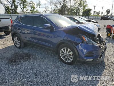 Czwarte zdjęcie samochodu z boku: 2021 NISSAN ROGUE SPORT SV VIN:JN1BJ1BV6MW320644 - miniatura