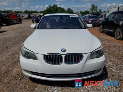 Piąte zdjęcie samochodu w środku: 2009 BMW 528 I VIN:WBANU53579C120532 - miniatura