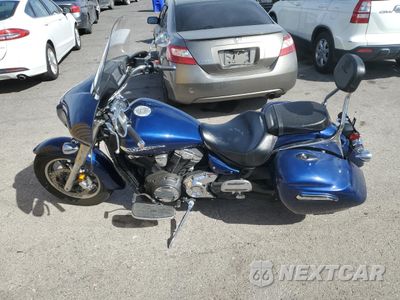 Trzecie zdjęcie samochodu z tyłu: 2013 YAMAHA XVS1300 CT VIN:JYAVP32E8DA002859 - miniatura