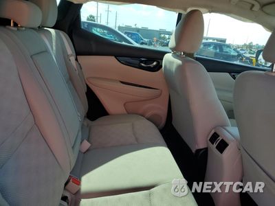 Zdjęcie 11 z 15 samochodu: 2021 NISSAN ROGUE SPORT SV VIN:JN1BJ1BV6MW320644 - miniatura