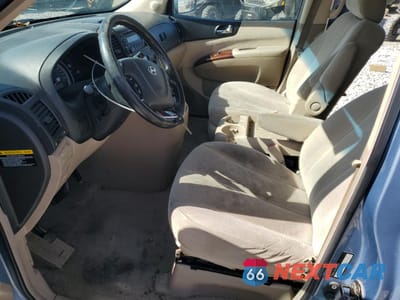 Zdjęcie 7 z 13 samochodu: 2007 HYUNDAI ENTOURAGE GLS VIN:KNDMC233676024613 - miniatura