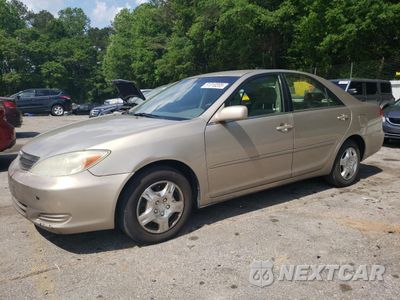 2004 TOYOTA CAMRY LE 4T1BE32K94U871483 - główne zdjęcie licytacji z USA - miniatura