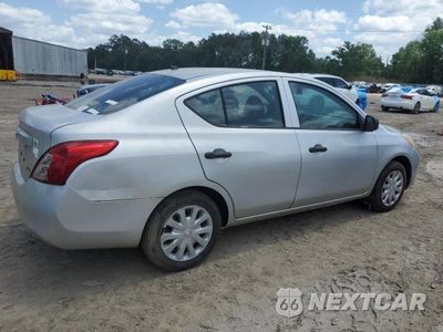 Trzecie zdjęcie samochodu z tyłu: 2012 NISSAN VERSA S VIN:3N1CN7AP0CL946385 - miniatura
