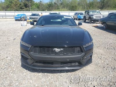Piąte zdjęcie samochodu w środku: 2025 FORD MUSTANG VIN:1FA6P8TH9S5102902 - miniatura