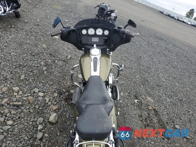 Zdjęcie 6 z 10 samochodu: 2016 HARLEY-DAVIDSON FLHX STREET GLIDE VIN:1HD1KBM10GB622544 - miniatura