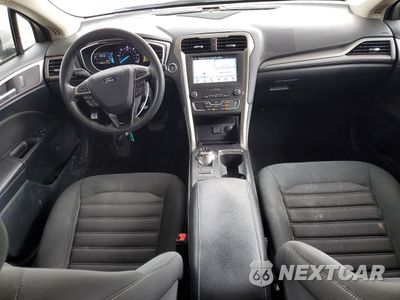 Zdjęcie 8 z 12 samochodu: 2019 FORD FUSION SE VIN:3FA6P0LU1KR124842 - miniatura