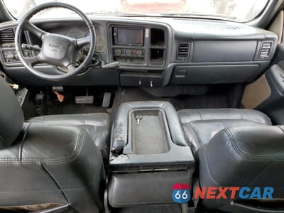 Zdjęcie 8 z 13 samochodu: 2002 GMC SIERRA C1500 HEAVY DUTY VIN:1GTGC13U92F128294 - miniatura