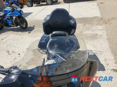 Piąte zdjęcie samochodu w środku: 2018 HARLEY-DAVIDSON FLHTK ULTRA LIMITED VIN:1HD1KED33JB620877 - miniatura