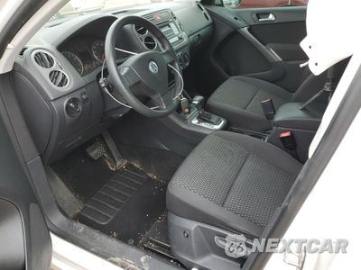 Zdjęcie 7 z 15 samochodu: 2009 VOLKSWAGEN TIGUAN S VIN:WVGAV75N79W503016 - miniatura