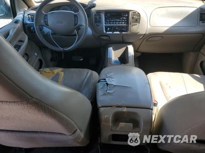 Zdjęcie 8 z 15 samochodu: 2000 FORD EXPEDITION XLT VIN:1FMRU1561YLC04570 - miniatura