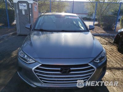 Piąte zdjęcie samochodu w środku: 2017 HYUNDAI ELANTRA SE VIN:KMHD84LF3HU382610 - miniatura