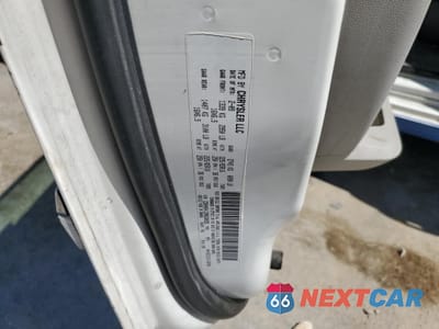 Zdjęcie 15 z 15 samochodu: 2009 DODGE GRAND CARAVAN SXT VIN:2D8HN54129R630935 - miniatura