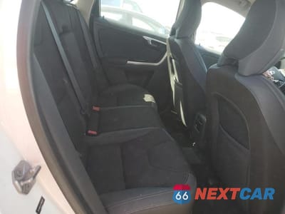 Zdjęcie 11 z 13 samochodu: 2015 VOLVO XC60 VIN:YV440MDJXF2680270 - miniatura
