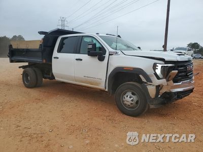 Czwarte zdjęcie samochodu z boku: 2024 GMC SIERRA K3500 VIN:1GD49SEY3RF309954 - miniatura