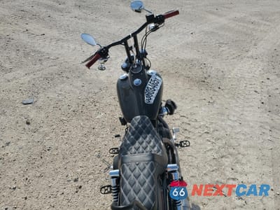 Zdjęcie 6 z 11 samochodu: 2017 HARLEY-DAVIDSON FXDB DYNA STREET BOB VIN:1HD1GXM1XHC313481 - miniatura