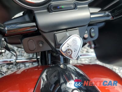 Zdjęcie 8 z 9 samochodu: 2013 HARLEY-DAVIDSON FLTRX ROAD GLIDE CUSTOM VIN:1HD1KHM17DB645527 - miniatura