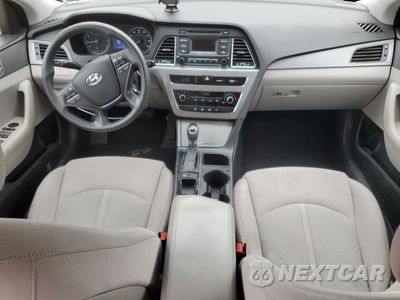 Zdjęcie 8 z 12 samochodu: 2015 HYUNDAI SONATA SE VIN:5NPE24AF9FH070201 - miniatura