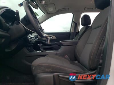 Zdjęcie 7 z 14 samochodu: 2018 CHEVROLET TRAVERSE LS VIN:1GNERFKW4JJ102985 - miniatura
