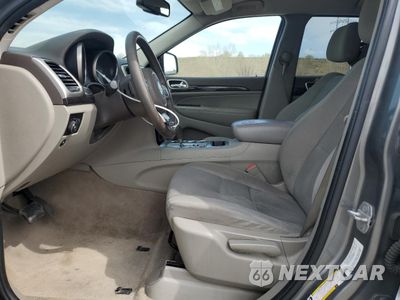 Zdjęcie 7 z 13 samochodu: 2012 JEEP GRAND CHEROKEE LAREDO VIN:1C4RJEAG7CC171697 - miniatura