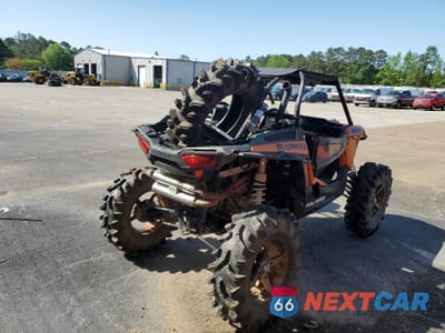 Czwarte zdjęcie samochodu z boku: 2014 POLARIS RZR 1000 XP EPS VIN:4XAST1EA9EF362279 - miniatura