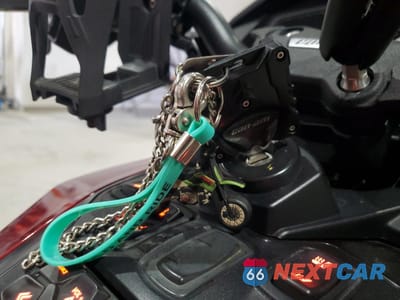 Zdjęcie 8 z 10 samochodu: 2022 CAN-AM SPYDER ROADSTER RT VIN:2BXNBDD22NV001710 - miniatura