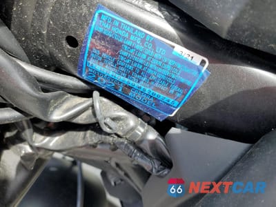 Zdjęcie 9 z 10 samochodu: 2021 HONDA CB650 RA VIN:MLHRH0250M5200245 - miniatura