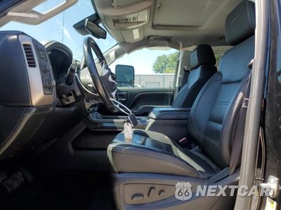 Zdjęcie 7 z 13 samochodu: 2015 GMC SIERRA K2500 DENALI VIN:1GT120E83FF569685 - miniatura