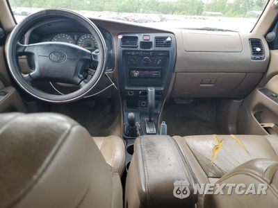 Zdjęcie 8 z 15 samochodu: 2002 TOYOTA 4RUNNER SR5 VIN:JT3HN86R629069092 - miniatura