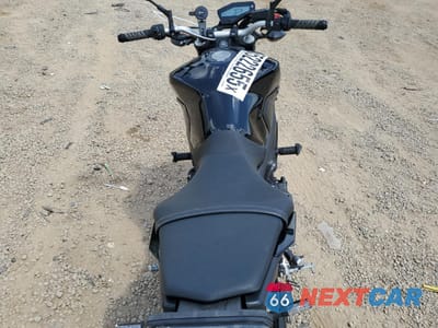 Zdjęcie 6 z 9 samochodu: 2016 YAMAHA FZ09 C VIN:JYARN33Y3GA002434 - miniatura