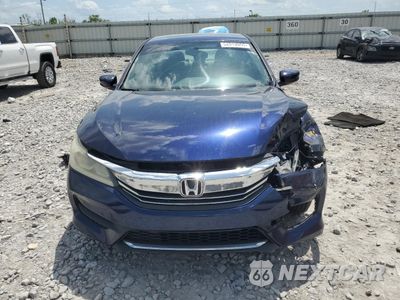 Piąte zdjęcie samochodu w środku: 2017 HONDA ACCORD LX VIN:1HGCR2F32HA000850 - miniatura