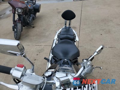Piąte zdjęcie samochodu w środku: 2009 YAMAHA XV1900 CU VIN:JYAVP27E79A007495 - miniatura