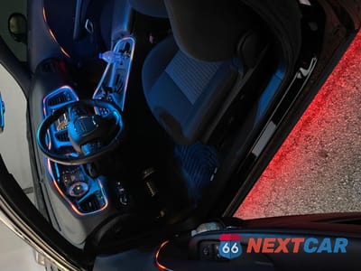 Zdjęcie 9 z 10 samochodu: 2022 YAMAHA YZFR1 VIN:JYARN66E4NA002443 - miniatura