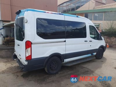 Trzecie zdjęcie samochodu z tyłu: 2018 FORD TRANSIT T-150 VIN:1FTYE1CM2JKB14595 - miniatura