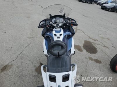 Zdjęcie 6 z 9 samochodu: 2008 BMW R1200 RT VIN:WB10388018ZT12696 - miniatura