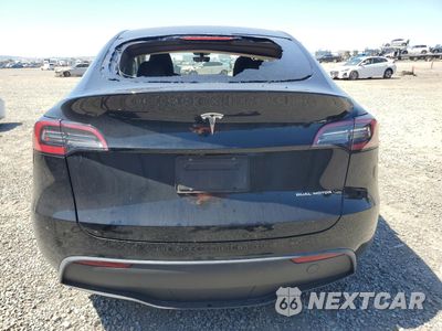 Zdjęcie 6 z 14 samochodu: 2023 TESLA MODEL Y VIN:7SAYGDEE5PA189136 - miniatura