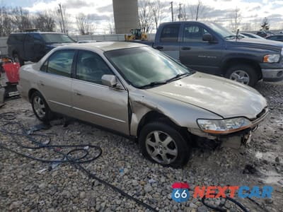 Czwarte zdjęcie samochodu z boku: 2000 HONDA ACCORD SE VIN:JHMCG5674YC010503 - miniatura