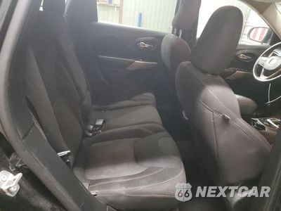 Zdjęcie 11 z 13 samochodu: 2017 JEEP CHEROKEE LATITUDE VIN:1C4PJMCB4HW657179 - miniatura