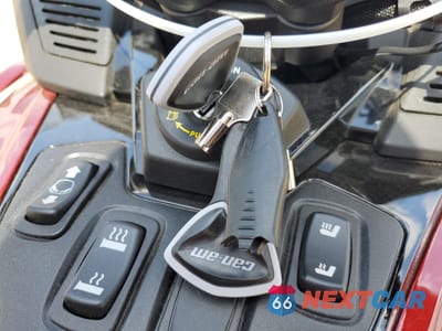 Zdjęcie 8 z 9 samochodu: 2021 CAN-AM SPYDER ROADSTER RT VIN:2BXNBDD20MV002403 - miniatura