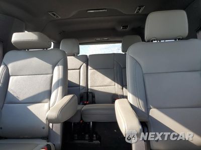 Zdjęcie 10 z 15 samochodu: 2022 CHEVROLET SUBURBAN K1500 LT VIN:1GNSKCKD4NR281637 - miniatura