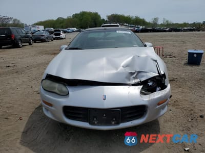 Piąte zdjęcie samochodu w środku: 2002 CHEVROLET CAMARO VIN:2G1FP22K622112201 - miniatura