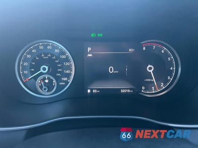 Zdjęcie 8 z 10 samochodu: 2022 GENESIS G70 BASE VIN:KMTG34TAXNU094665 - miniatura