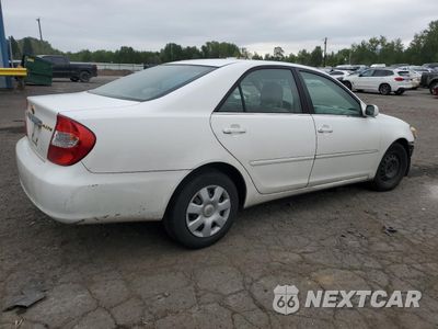 Trzecie zdjęcie samochodu z tyłu: 2002 TOYOTA CAMRY LE VIN:JTDBE32K120054968 - miniatura