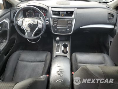 Zdjęcie 8 z 14 samochodu: 2017 NISSAN ALTIMA 2.5 VIN:1N4AL3AP0HC481926 - miniatura