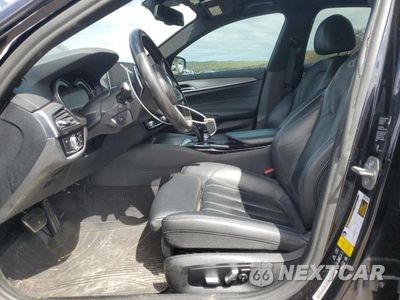 Zdjęcie 10 z 21 samochodu: 2019 BMW 540 XI VIN:WBAJE7C52KG893012 - miniatura