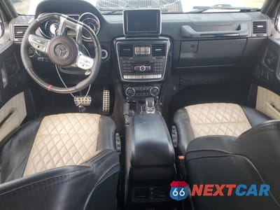 Zdjęcie 8 z 13 samochodu: 2015 MERCEDES-BENZ G 63 AMG VIN:WDCYC7DF5FX228457 - miniatura