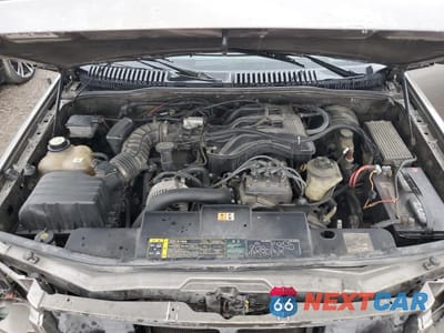Zdjęcie 12 z 14 samochodu: 2002 FORD EXPLORER XLT VIN:1FMZU63E82ZB70672 - miniatura