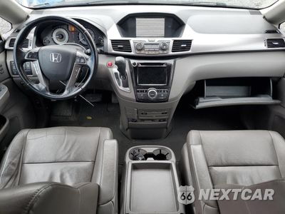 Zdjęcie 8 z 13 samochodu: 2015 HONDA ODYSSEY TOURING VIN:5FNRL5H93FB088597 - miniatura
