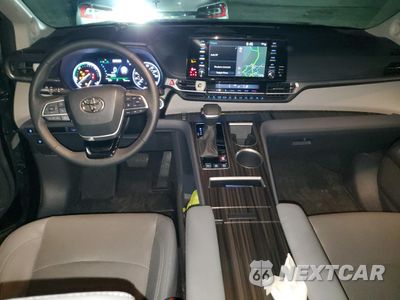 Zdjęcie 8 z 13 samochodu: 2023 TOYOTA SIENNA LIMITED VIN:5TDZRKEC3PS168542 - miniatura